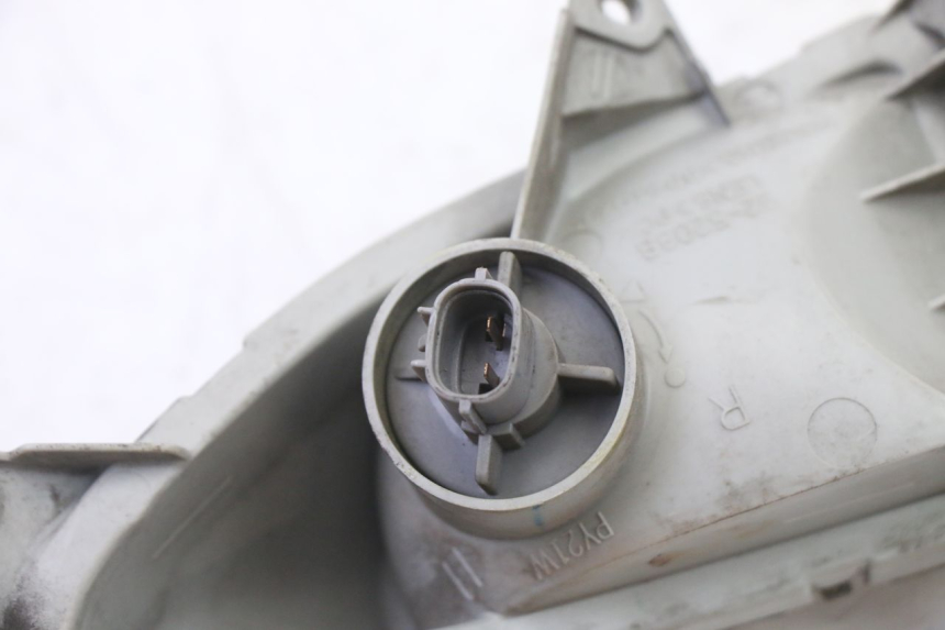 photo de FANALE ANTERIORE DESTRO SUZUKI BURGMAN 125 (2007 - 2014)