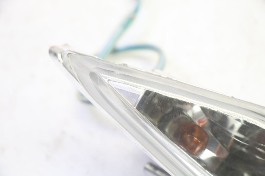 photo de FANALE ANTERIORE DESTRO SYM CROX 4T 50 (2016 - 2023) - Dettaglio del componente