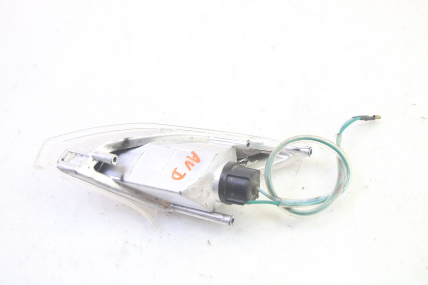 photo de FANALE ANTERIORE DESTRO SYM CROX 4T 50 (2016 - 2023) - Primo piano tecnico