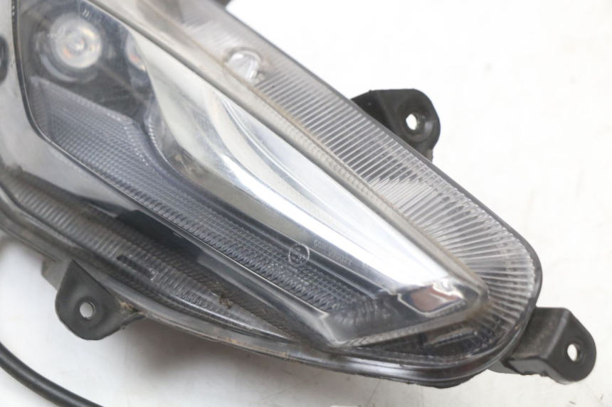 photo de FANALE ANTERIORE DESTRO JM MOTORS EVOLIS 4T 50 (2018 - 2022)
