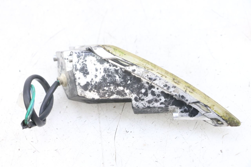 photo de FRECCE DESTRA ANTERIORE GOES WIKI 125 (2010 - 2015) - Stato della superficie e materiale