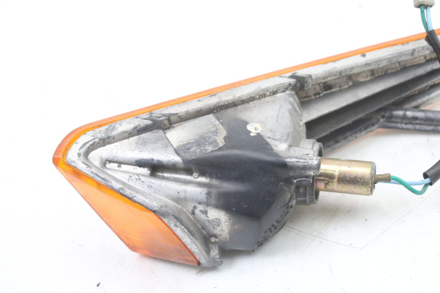 photo de CLIGNOTANTE ANTERIORE DESTRA HONDA SCV LEAD 100 (2003 - 2007)