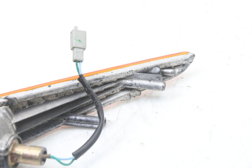 photo de CLIGNOTANTE ANTERIORE DESTRA HONDA SCV LEAD 100 (2003 - 2007)