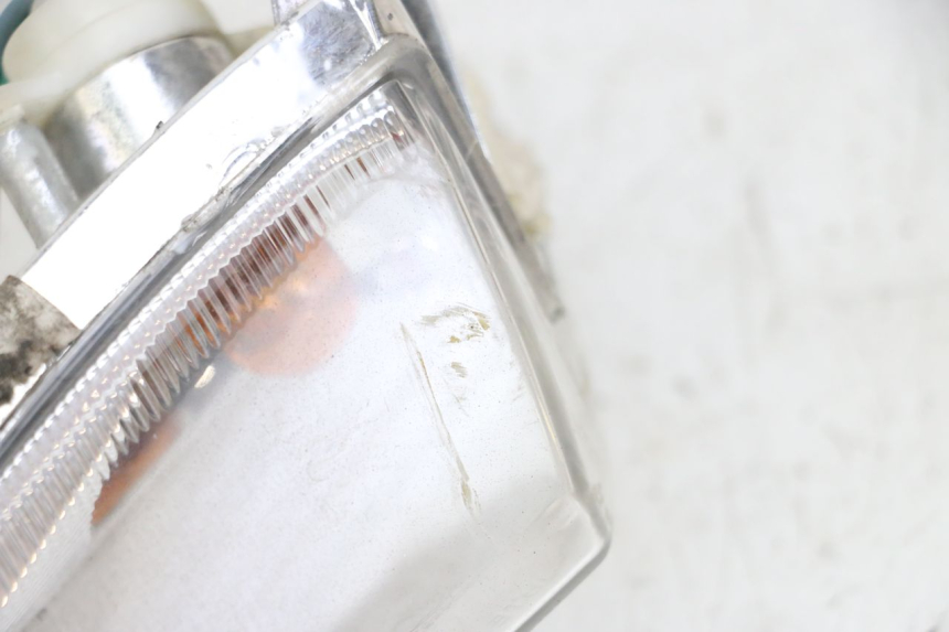 photo de CLIGNOTANTE ANTERIORE DESTRA SYM ORBIT III 3 4T 50 (2018 - 2021) - Zoom sullo stato d'uso