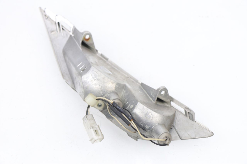 photo de CLIGNOTANTE ANTERIORE DESTRA PIAGGIO X8 125 (2004 - 2007)