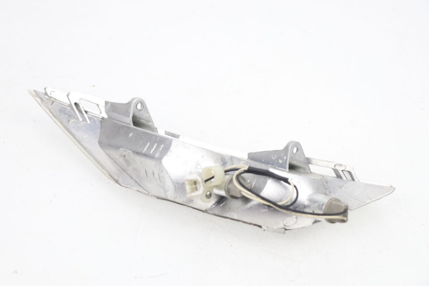 photo de FANALE ANTERIORE DESTRO PIAGGIO X8 400 (2006 - 2007)