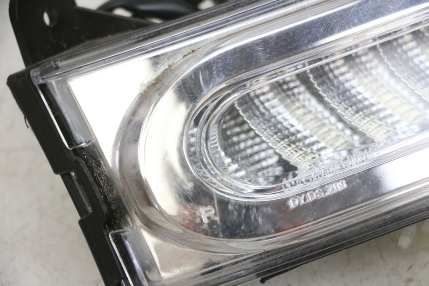 photo de FRECCE DESTRA ANTERIORE EFUN PUSA 1 - Ricambio usato controllato