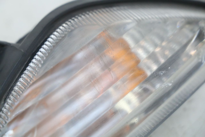 photo de FANALE ANTERIORE DESTRO SUZUKI SIXTEEN 125 (2008 - 2010)