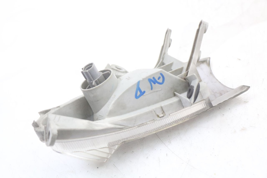 photo de FANALE ANTERIORE DESTRO SUZUKI BURGMAN 125 (2007 - 2014)