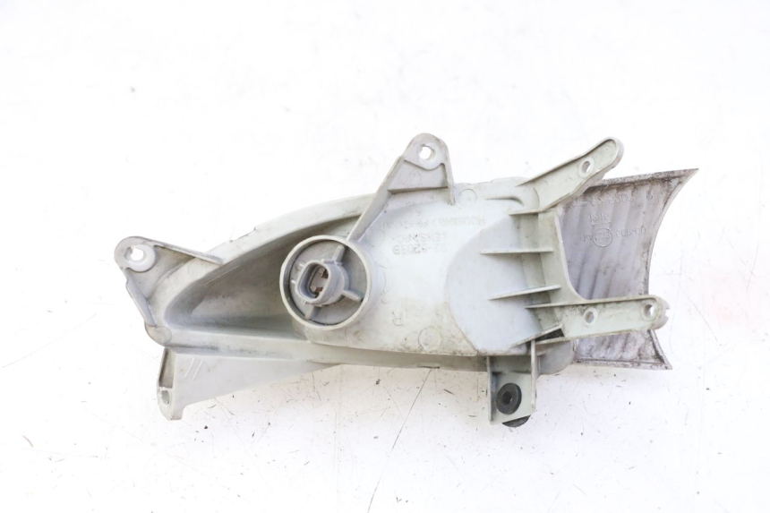 photo de FANALE ANTERIORE DESTRO SUZUKI BURGMAN 125 (2007 - 2014)