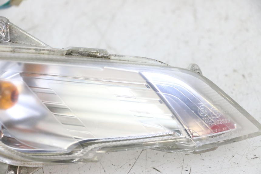 photo de FRECCE DESTRA ANTERIORE PEUGEOT TWEET 4T 50 (2014 - 2019)