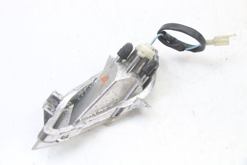 photo de FRECCE DESTRA ANTERIORE PEUGEOT TWEET PRO CARGO 50 (2018 - 2020) - Primo piano tecnico