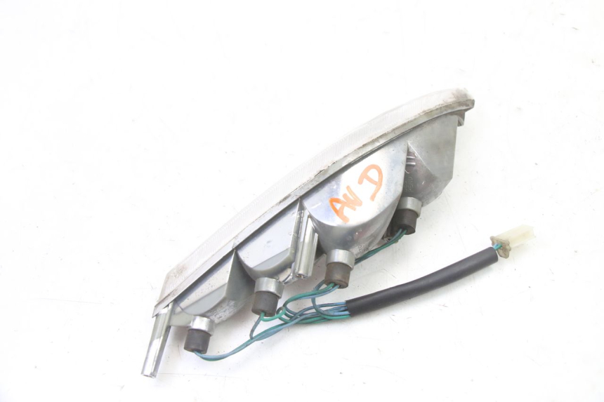photo de CLIGNOTANTE ANTERIORE DESTRA PEUGEOT VIVACITY NEW 2T 50 (2008 - 2017)