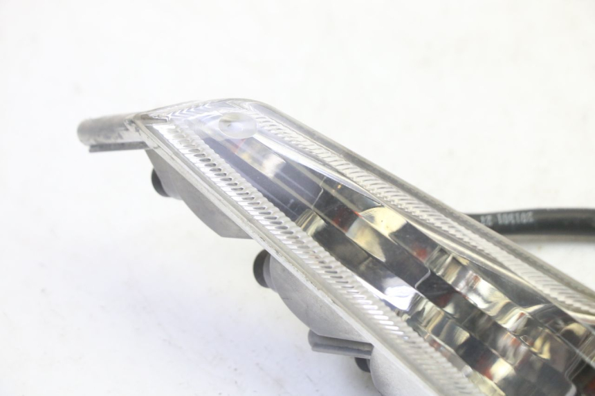 photo de FRECCE DESTRA ANTERIORE PEUGEOT VIVACITY NEW 4T 50 (2008 - 2017)