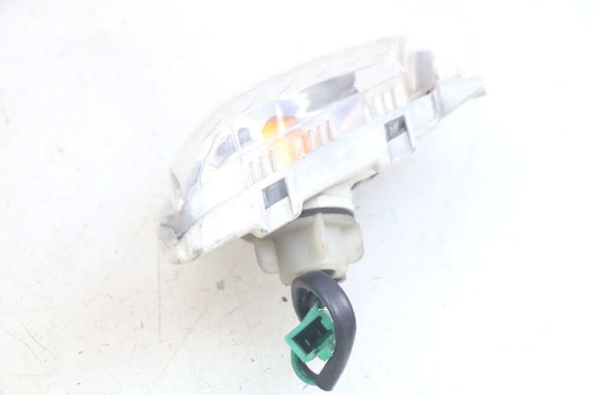 photo de CLIGNOTANTE ANTERIORE DESTRA YAMAHA X-MAX XMAX 250 (2006 - 2009)
