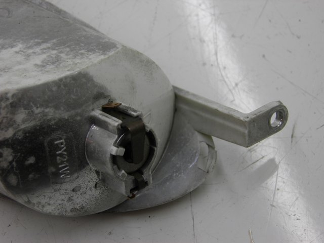 photo de FANALE ANTERIORE DESTRO YAMAHA YP MAJESTY 125 (2002 - 2006)