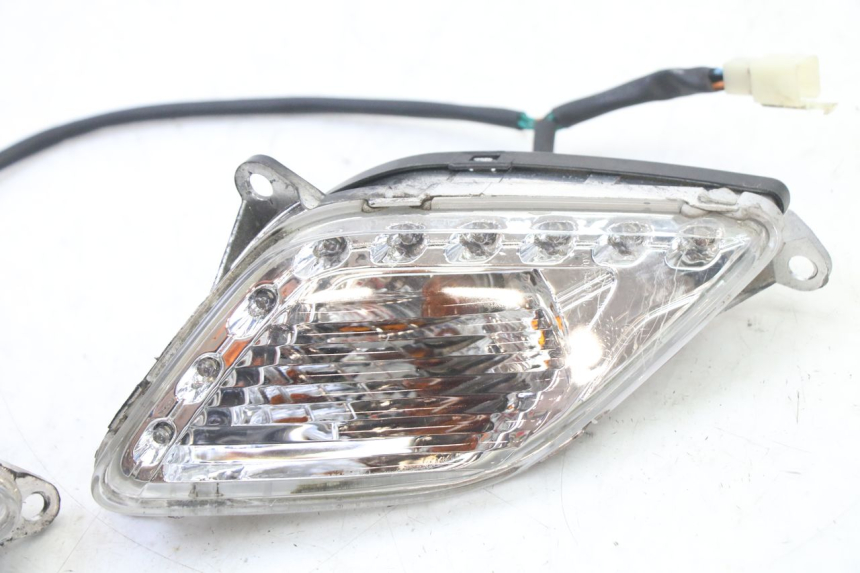 photo de FANALE ANTERIORE SYM FIDDLE 3 III 125 (2014 - 2020)