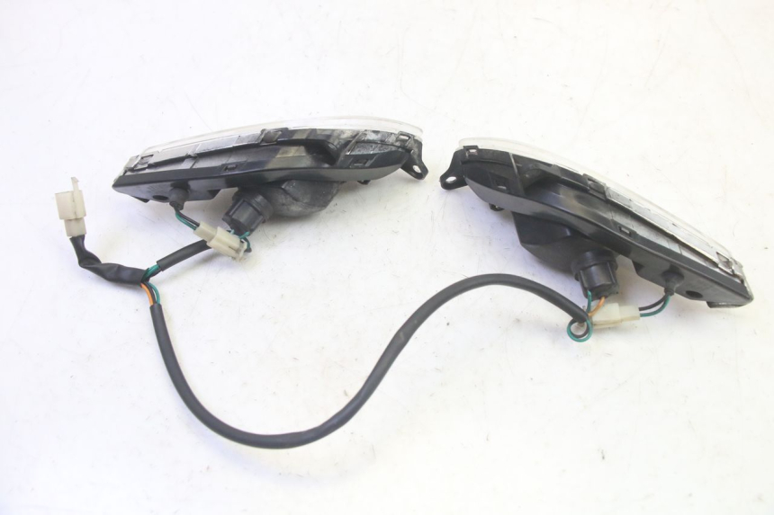 photo de FANALE ANTERIORE SYM FIDDLE 3 III 125 (2014 - 2020) - Vista d'insieme del prodotto