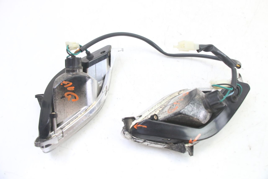 photo de FRECCE ANTERIORE SYM FIDDLE 3 III 50 (2014 - 2020)