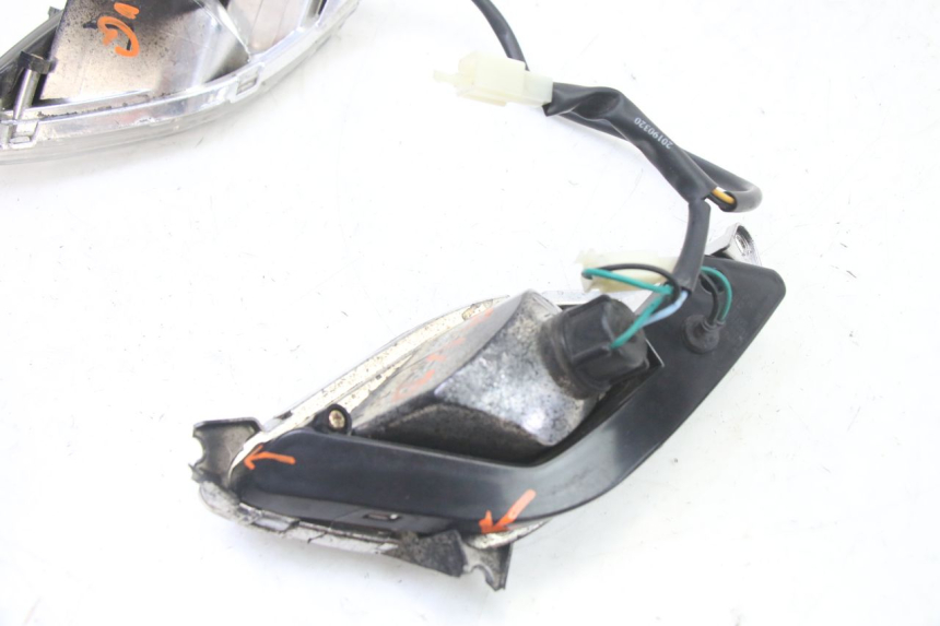 photo de FRECCE ANTERIORE SYM FIDDLE 3 III 50 (2014 - 2020)