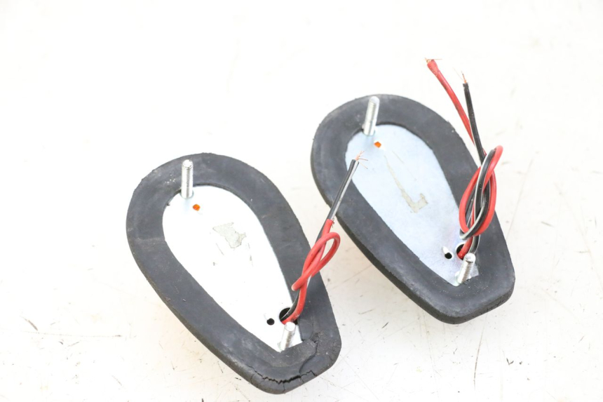 photo de FRECCE ANTERIORE YAMAHA FJ 36Y 1100 (1984 - 1985) - Primo piano tecnico