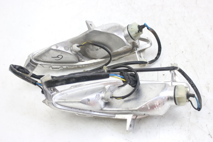 photo de FANALE ANTERIORE PIAGGIO FLY 4T 50 (2013 - 2017)