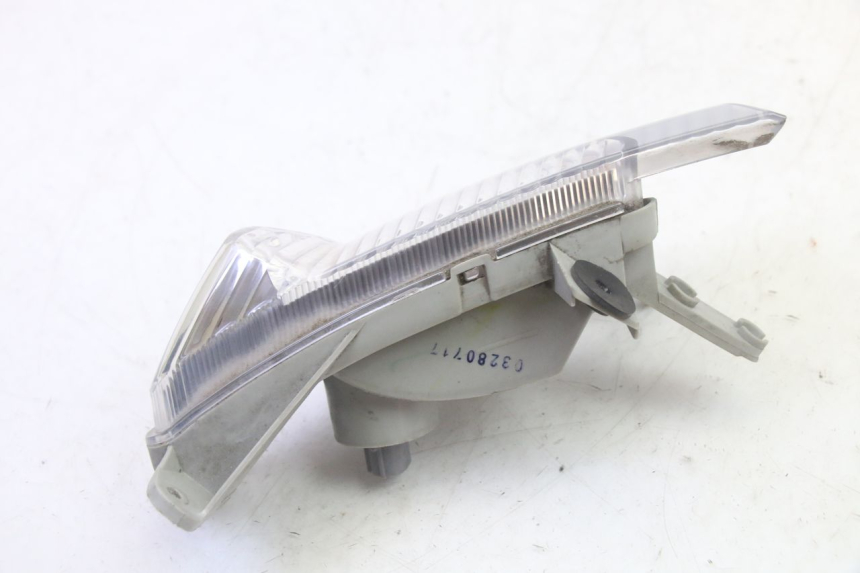 photo de CLIGNOTANTE ANTERIORE SINISTRA SUZUKI BURGMAN 125 (2007 - 2014)