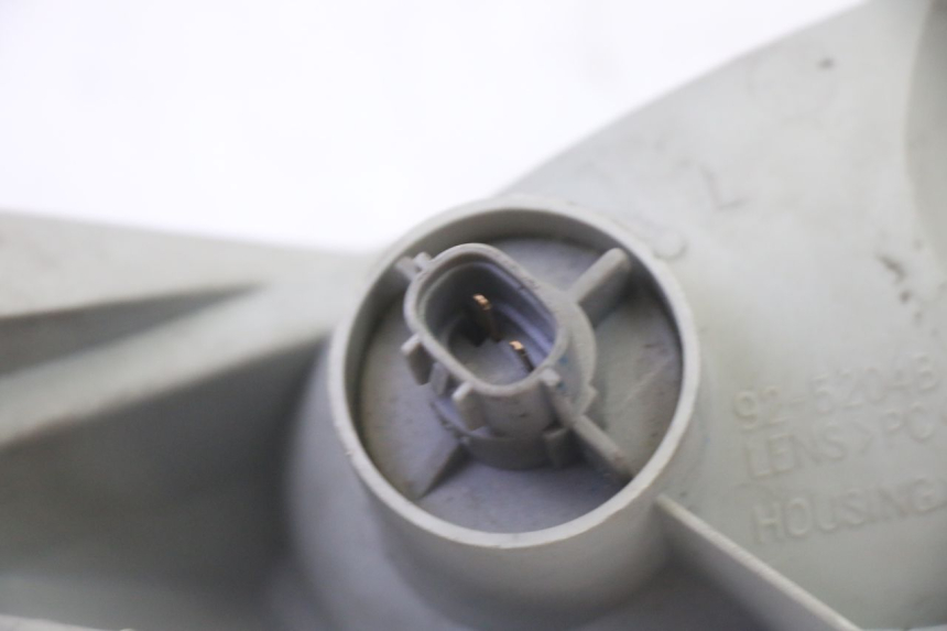 photo de CLIGNOTANTE ANTERIORE SINISTRA SUZUKI BURGMAN 125 (2007 - 2014)