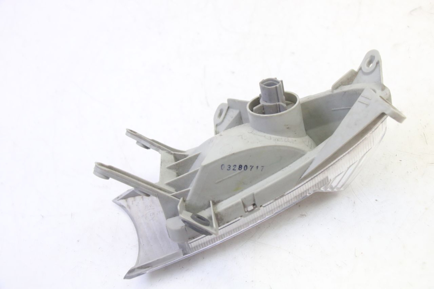 photo de CLIGNOTANTE ANTERIORE SINISTRA SUZUKI BURGMAN 125 (2007 - 2014)