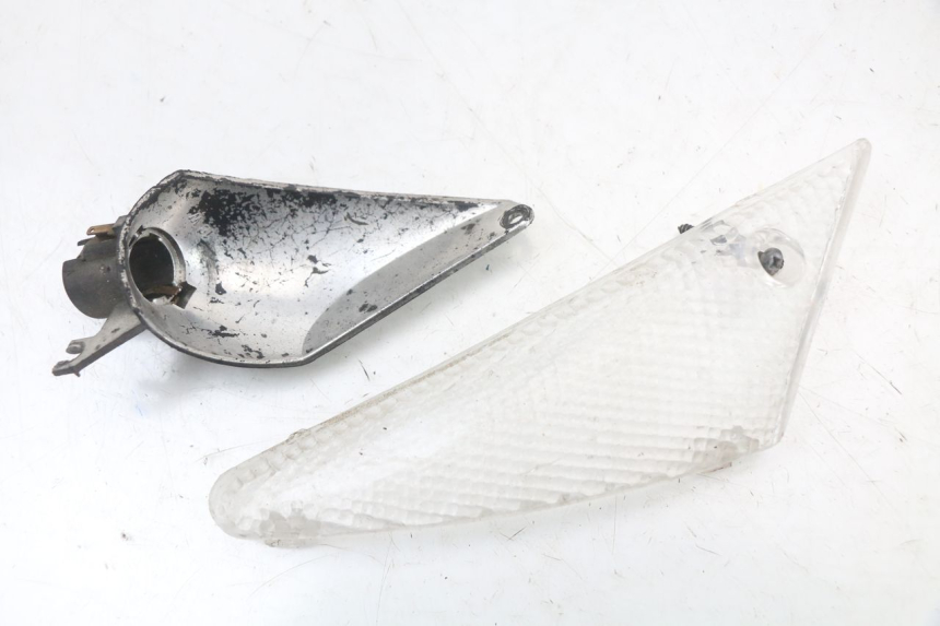 photo de CLIGNOTANTE ANTERIORE SINISTRA PEUGEOT BUXY 50 (1993 - 1998)