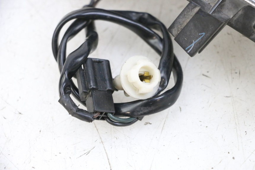 photo de FRECCE SINISTRO ANTERIORE MBK FLIPPER 115 (2013 - 2017) - Dettagli dei punti di fissaggio