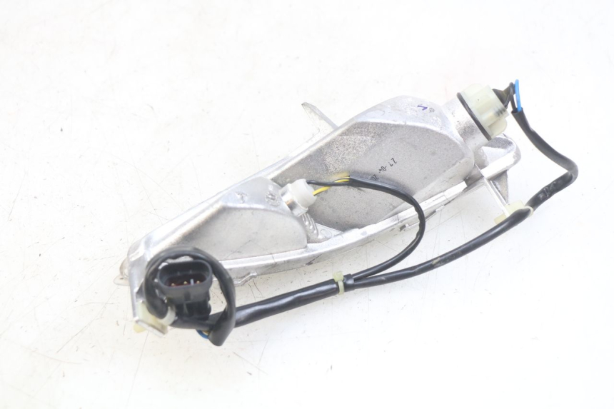 photo de CLIGNOTANTE ANTERIORE SINISTRA PIAGGIO FLY 4T 50 (2013 - 2017)