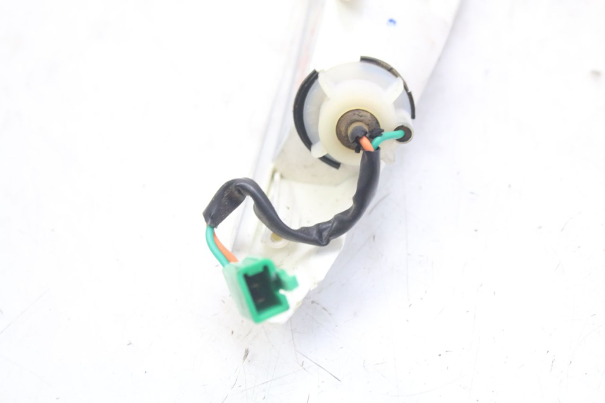 photo de FRECCE SINISTRO ANTERIORE PEUGEOT GEOPOLIS RS 125 (2007 - 2009)