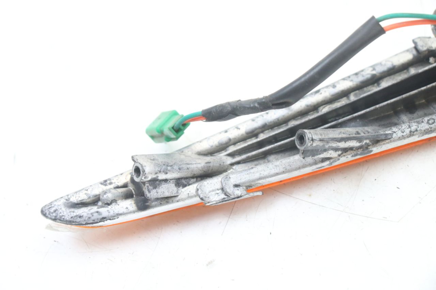 photo de CLIGNOTANTE ANTERIORE SINISTRA HONDA SCV LEAD 100 (2003 - 2007)