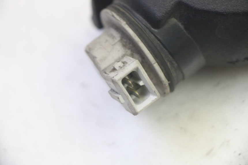 photo de FRECCE SINISTRO ANTERIORE PIAGGIO MP3 125 (2006 - 2014) - Primo piano tecnico