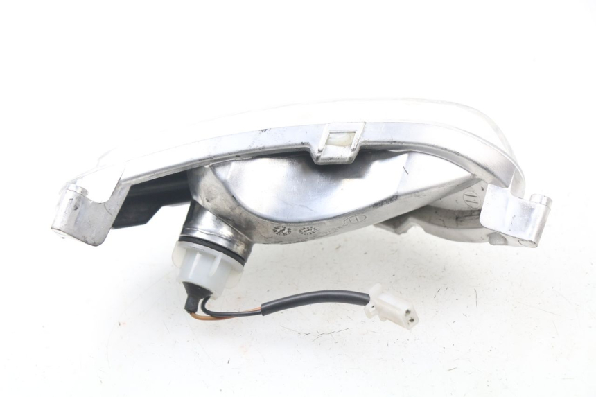 photo de CLIGNOTANTE ANTERIORE SINISTRA YAMAHA NEOS NEO'S 4T 50 (2008 - 2016)