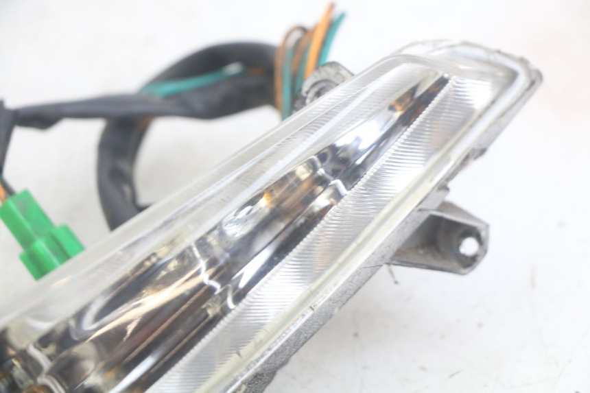 photo de CLIGNOTANTE ANTERIORE SINISTRA PEUGEOT TWEET 4T 50 (2010 - 2014)