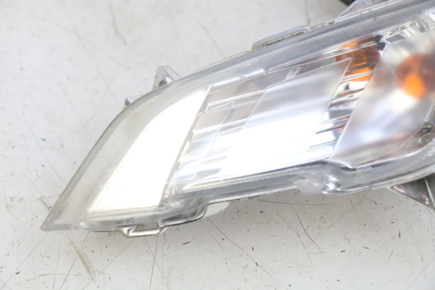 photo de CLIGNOTANTE ANTERIORE SINISTRA PEUGEOT TWEET 4T 50 (2018 - 2020)