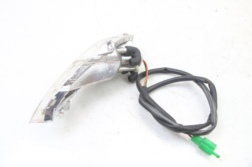 photo de FRECCE SINISTRO ANTERIORE PEUGEOT TWEET PRO CARGO 50 (2018 - 2020) - Primo piano tecnico