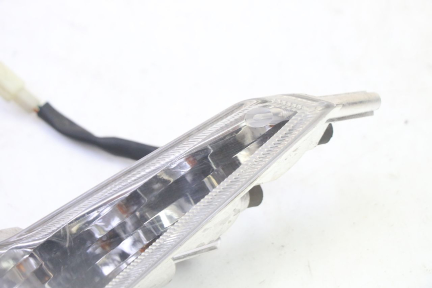 photo de CLIGNOTANTE ANTERIORE SINISTRA PEUGEOT VIVACITY NEW 4T 50 (2008 - 2017)