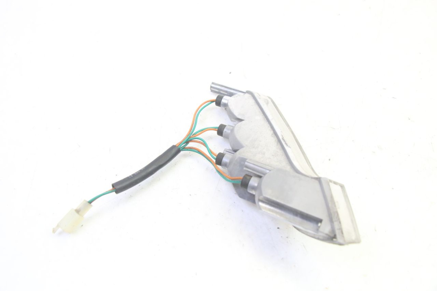 photo de CLIGNOTANTE ANTERIORE SINISTRA PEUGEOT VIVACITY NEW 4T 50 (2008 - 2017)