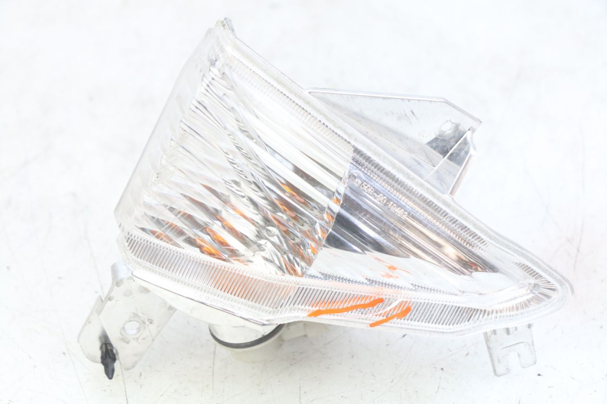 photo de CLIGNOTANTE ANTERIORE SINISTRA YAMAHA X-MAX XMAX 125 (2010 - 2014)