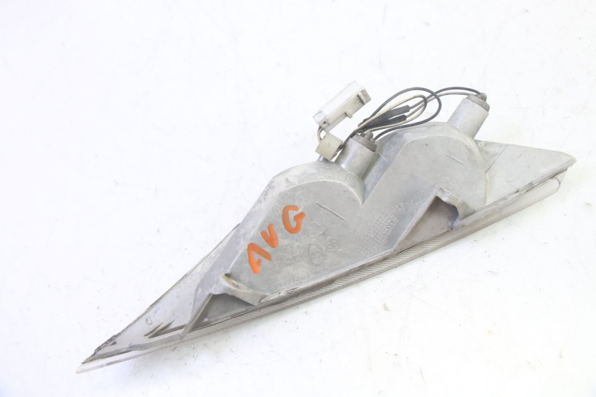 photo de CLIGNOTANTE ANTERIORE SINISTRA PIAGGIO X8 125 (2004 - 2007) - Primo piano tecnico