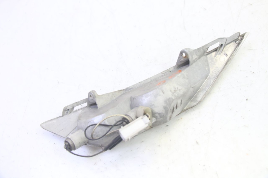 photo de CLIGNOTANTE ANTERIORE SINISTRA PIAGGIO X8 125 (2004 - 2007) - Vista d'insieme del prodotto