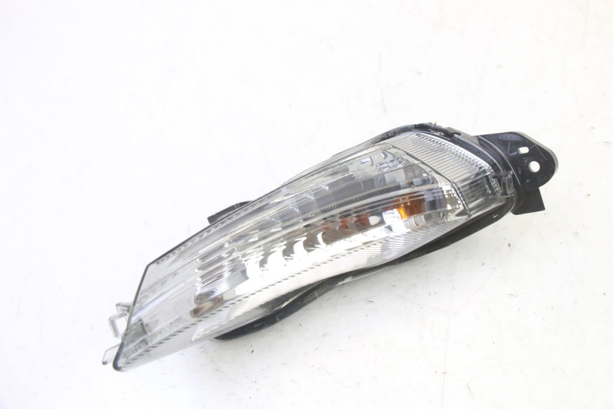 photo de FRECCE SINISTRO ANTERIORE YAMAHA XMAX X-MAX 125 (2021 - 2025)