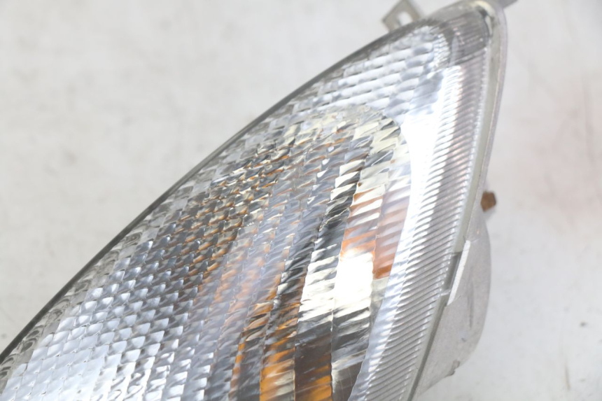 photo de CLIGNOTANTE ANTERIORE SINISTRA YAMAHA YP MAJESTY 125 (2007 - 2010)
