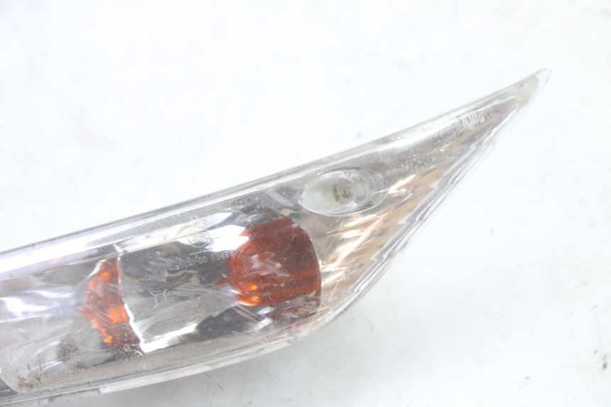 photo de CLIGNOTANTE ANTERIORE SINISTRA PIAGGIO ZIP 4T 50 (2018 - 2020) - Zoom sullo stato d'uso