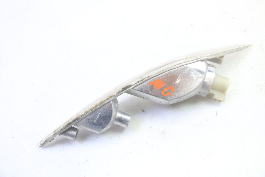 photo de CLIGNOTANTE ANTERIORE SINISTRA PIAGGIO ZIP 4T 50 (2018 - 2020) - Primo piano tecnico