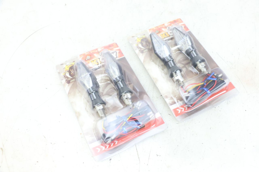 photo de FRECCE ANTERIORE SUZUKI GSF S BANDIT 600 (2000 - 2004) - Dettagli dei punti di fissaggio