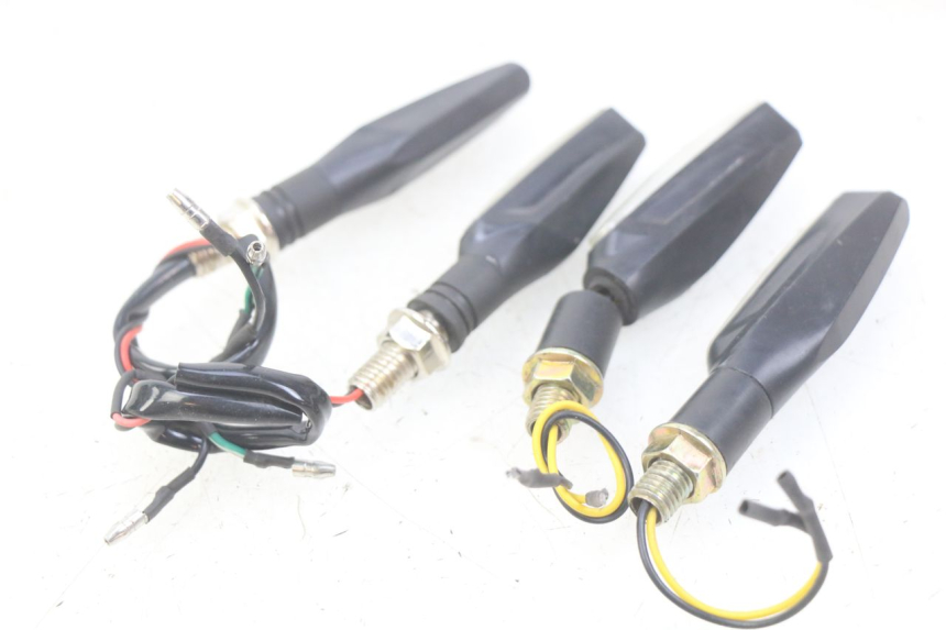 photo de CLIGNOTANTE ANTERIORE KEEWAY TX 50 (2008 - 2015)
